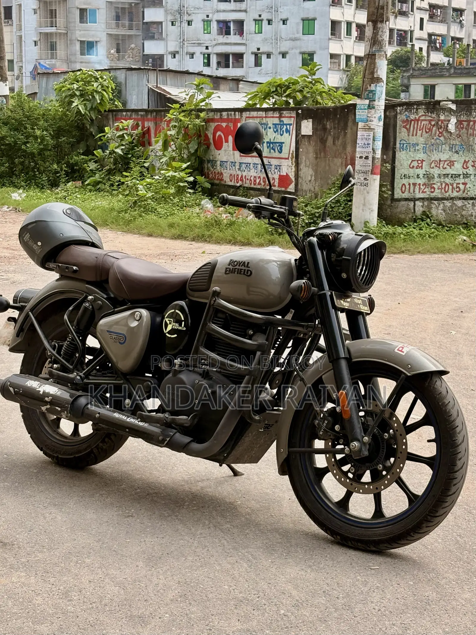 রয়েল এনফিল্ড ক্লাসিক ৩৫০ ২০২৪ গ্রে