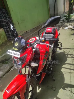 টিভিএস আপাচে আরটিআর ১৬০ ৪ভি এফআই ২০১৯ রেড