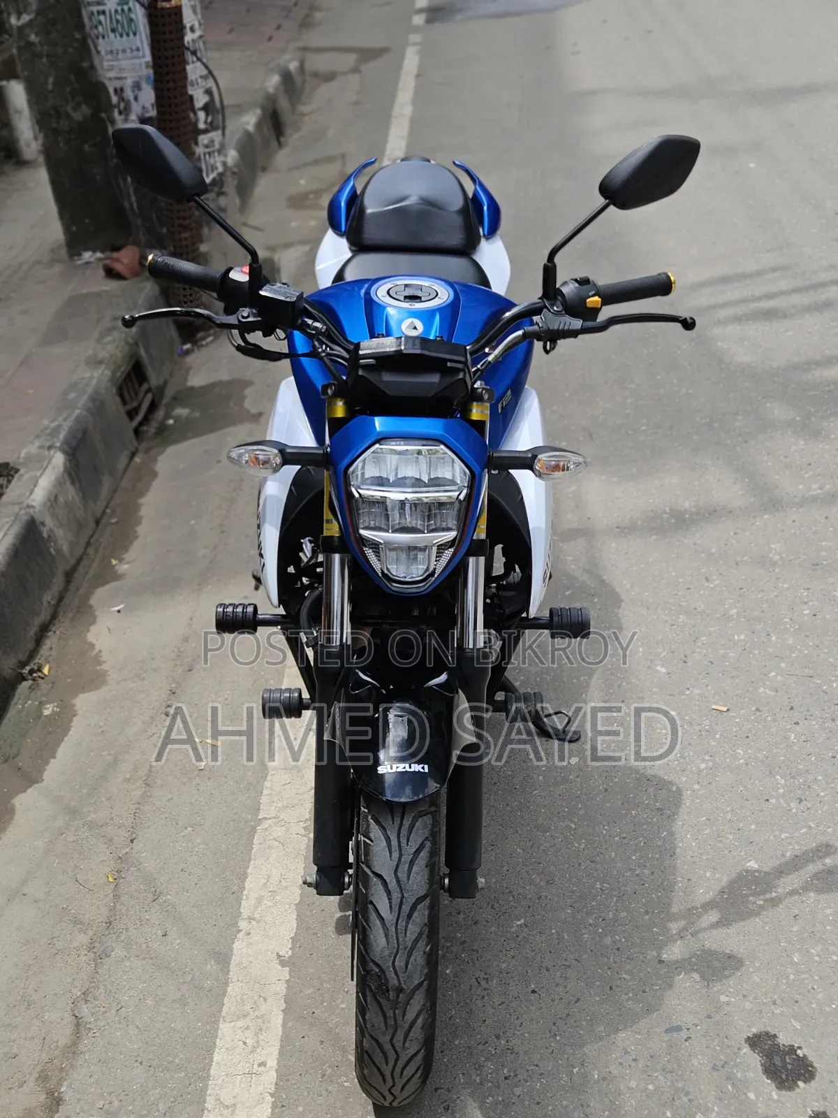 সুজুকি জিক্সার ২০২৫ নীল