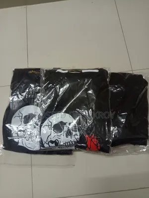 Short pants and t-shirt complete set