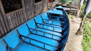 Steel Boat - স্টিলের নৌকা ফ্রেশ কন্ডিশন।