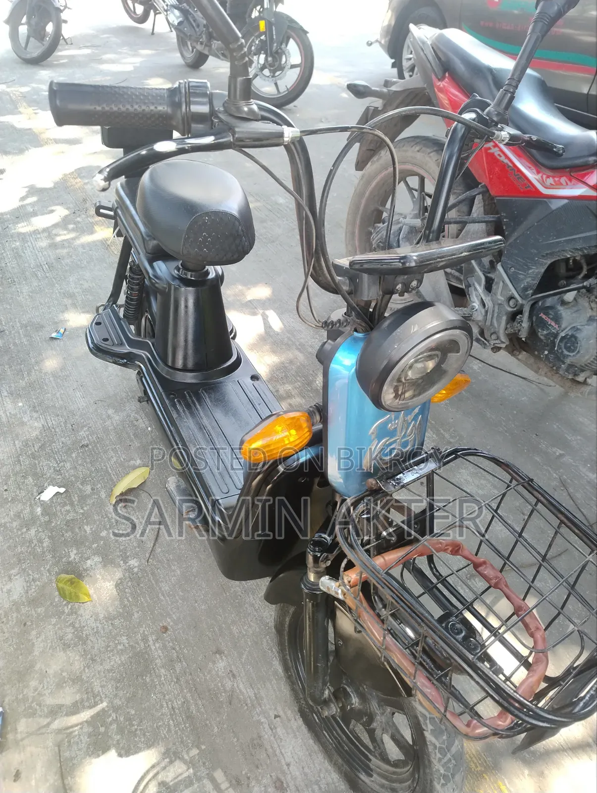 ওয়াল্টন লিও ৯০ ২০২৫ নীল