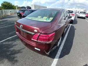 Toyota Premio 2019