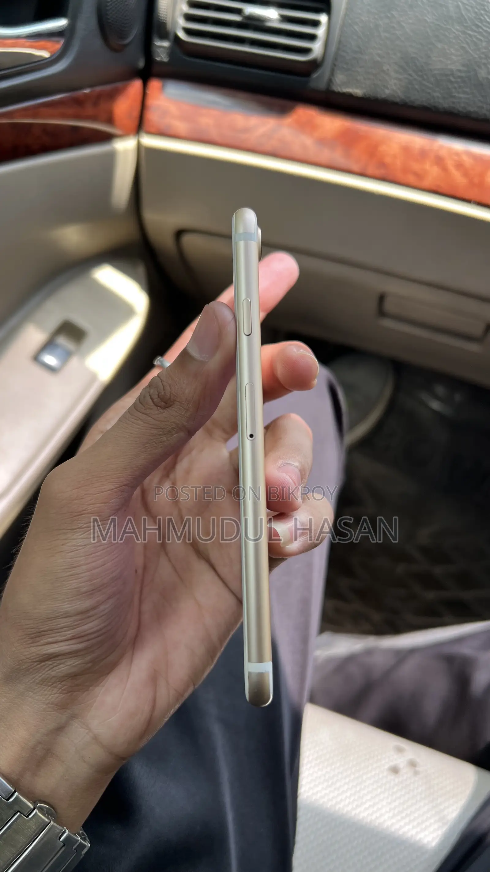 অ্যাপল আইফোন ৭ ১২৮ জিবি গোল্ড