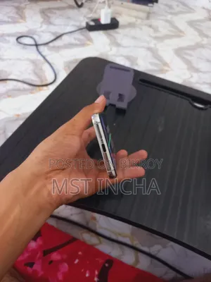 স্যামসাং গ্যালাক্সি এস২২ ৫জি ২৫৬ জিবি হোয়াইট