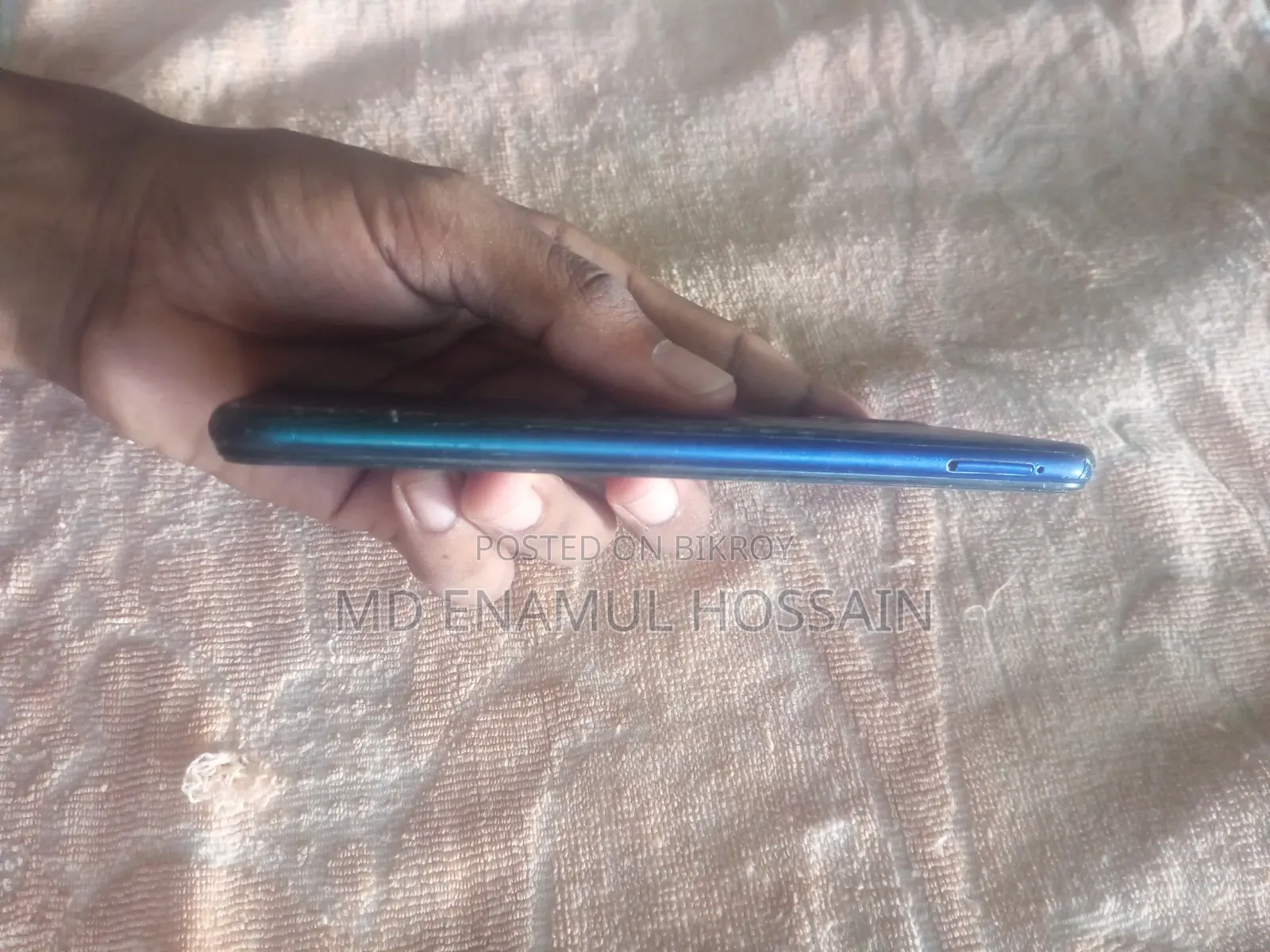 Vivo Y17 64 GB Blue