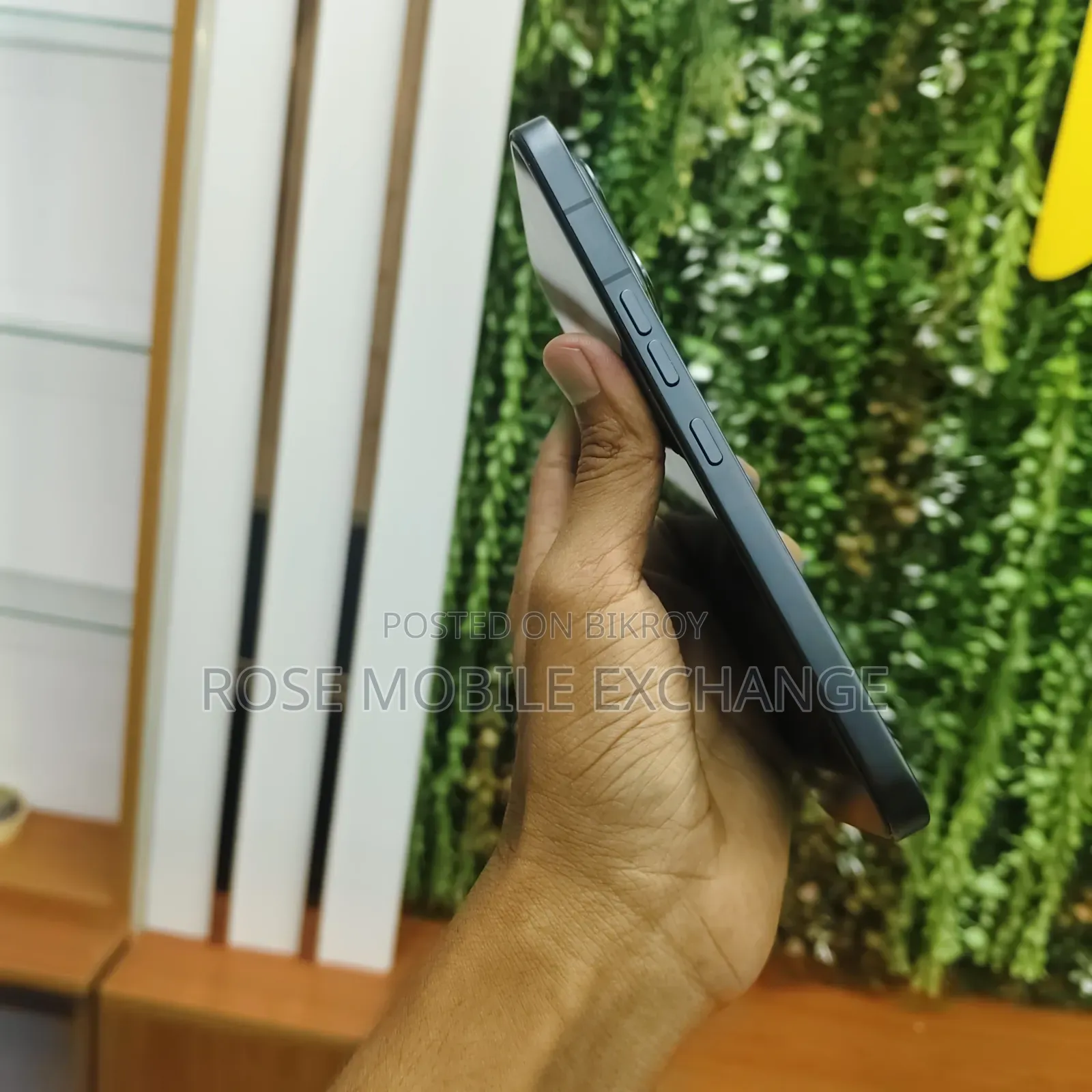 নতুন নাথিং ফোন ৪এ প্রো ২৫৬ জিবি ব্ল্যাক