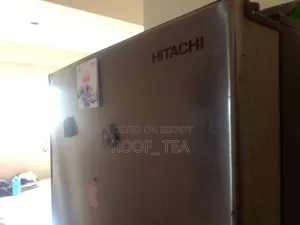 Hitachi R-H270p7pbk