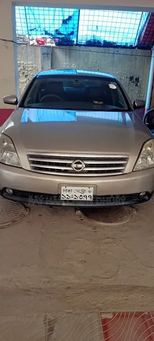 Nissan Teana 2004