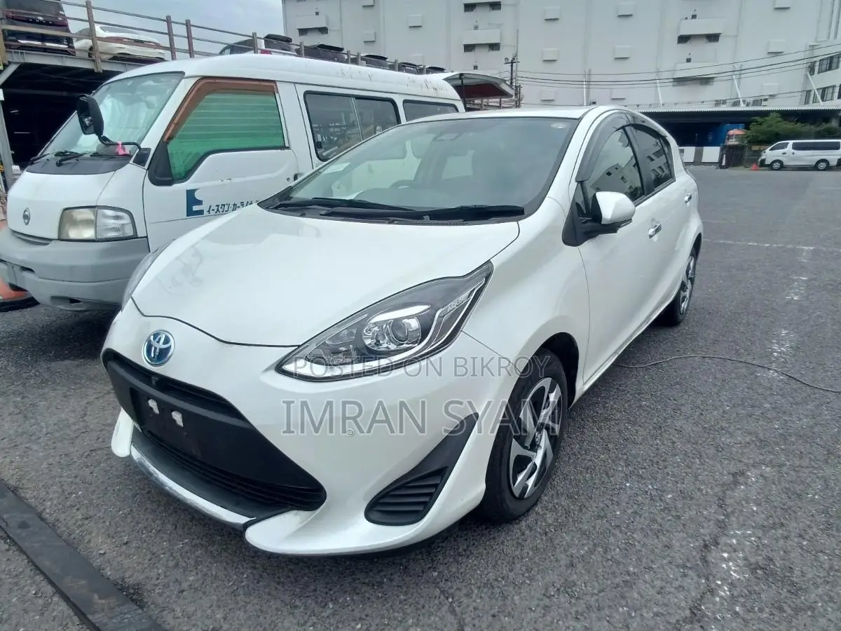 Toyota Aqua 2021 Black