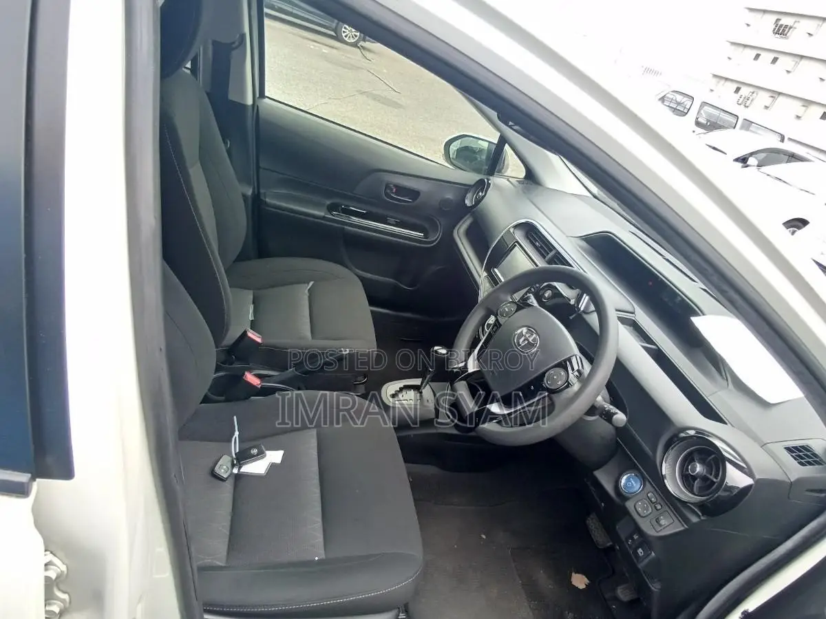 Toyota Aqua 2021 Black