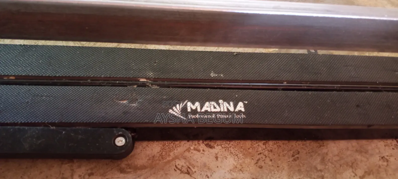 Tiles Cutting Machine