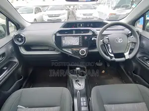 Toyota Aqua 2021 Black