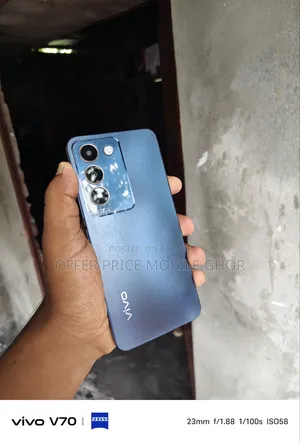 Vivo Y200e 128 GB Gold