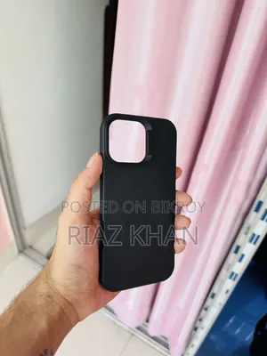 iPhone 16 Pro Max Premium Cover