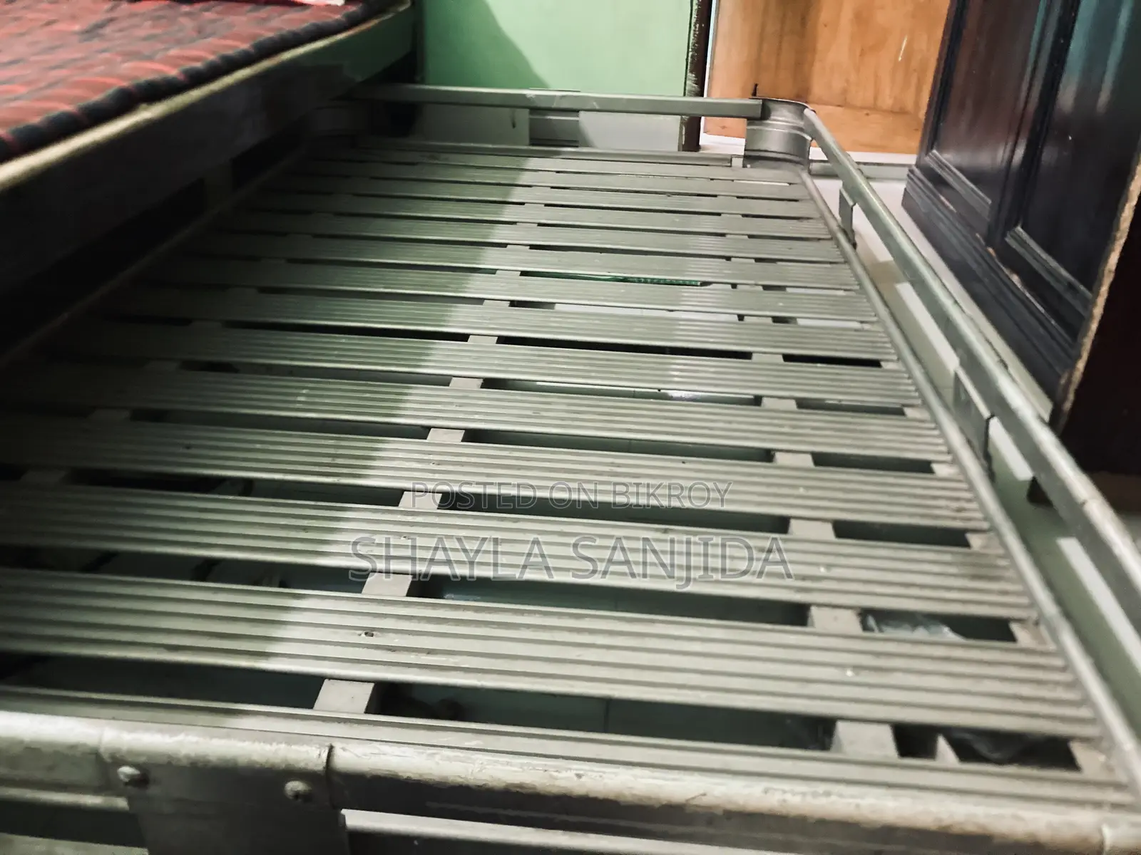 Car Roof Rack / Luggage Carrier