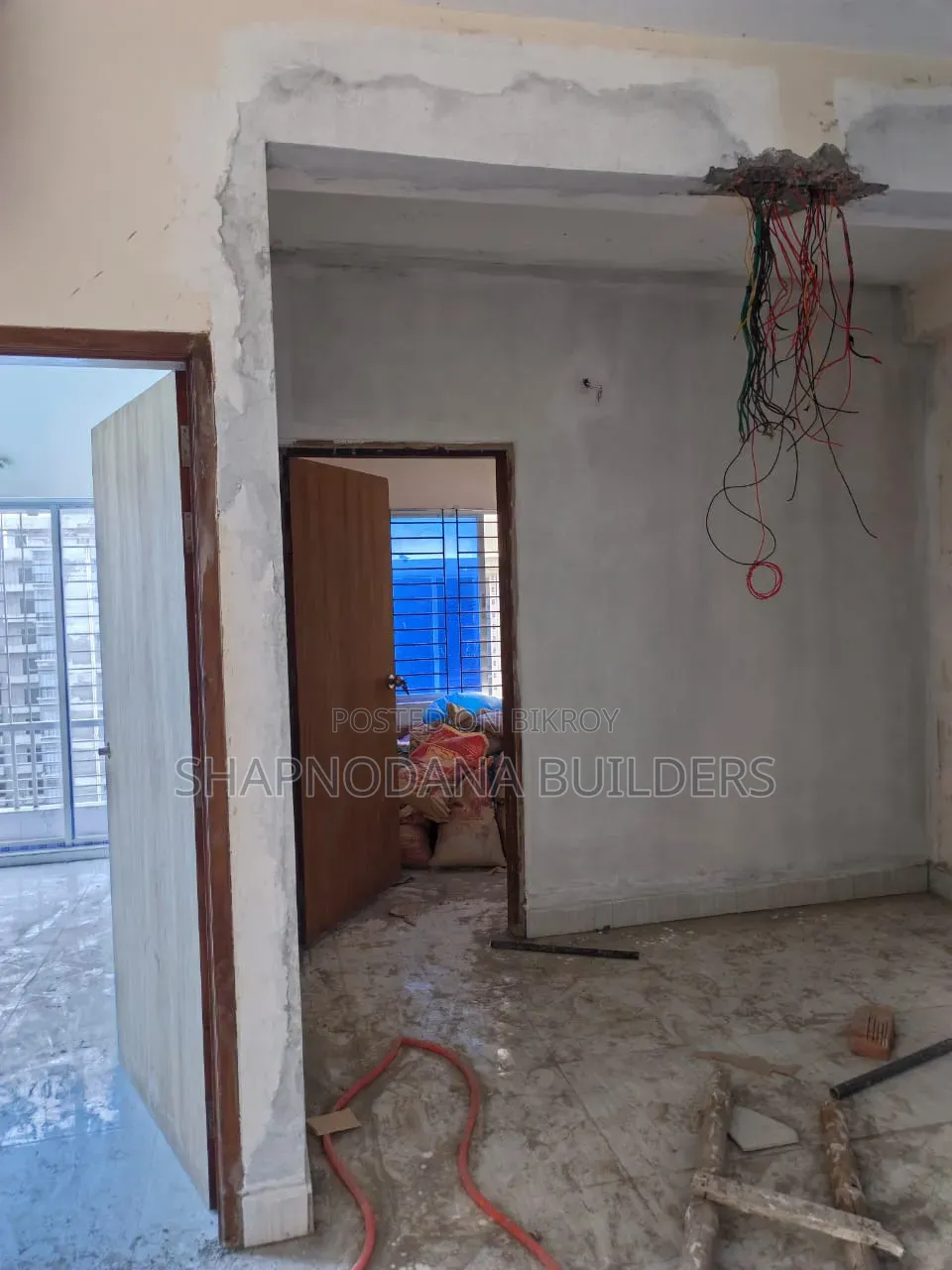 স্বপ্নাচূড়া টাওয়ার, মহাদেবপুরে ৩ বেডরুমের বাড়ি বিক্রি