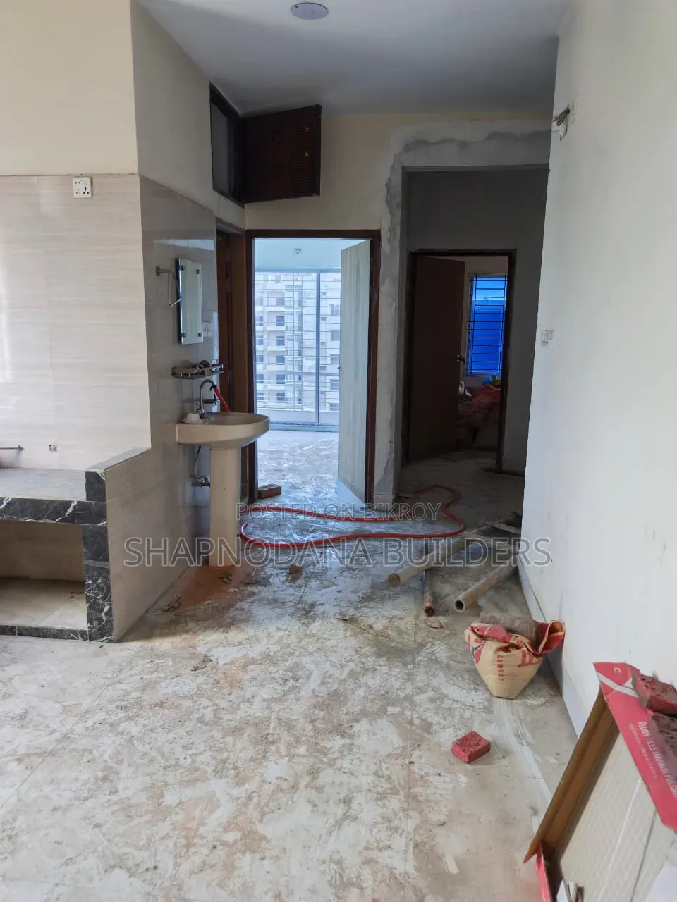 স্বপ্নাচূড়া টাওয়ার, মহাদেবপুরে ৩ বেডরুমের বাড়ি বিক্রি