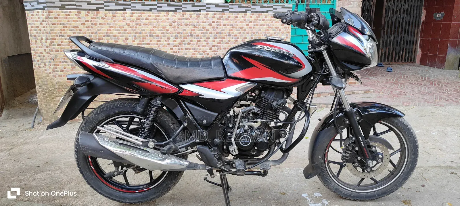 New Bajaj Discover 125 2023 Red