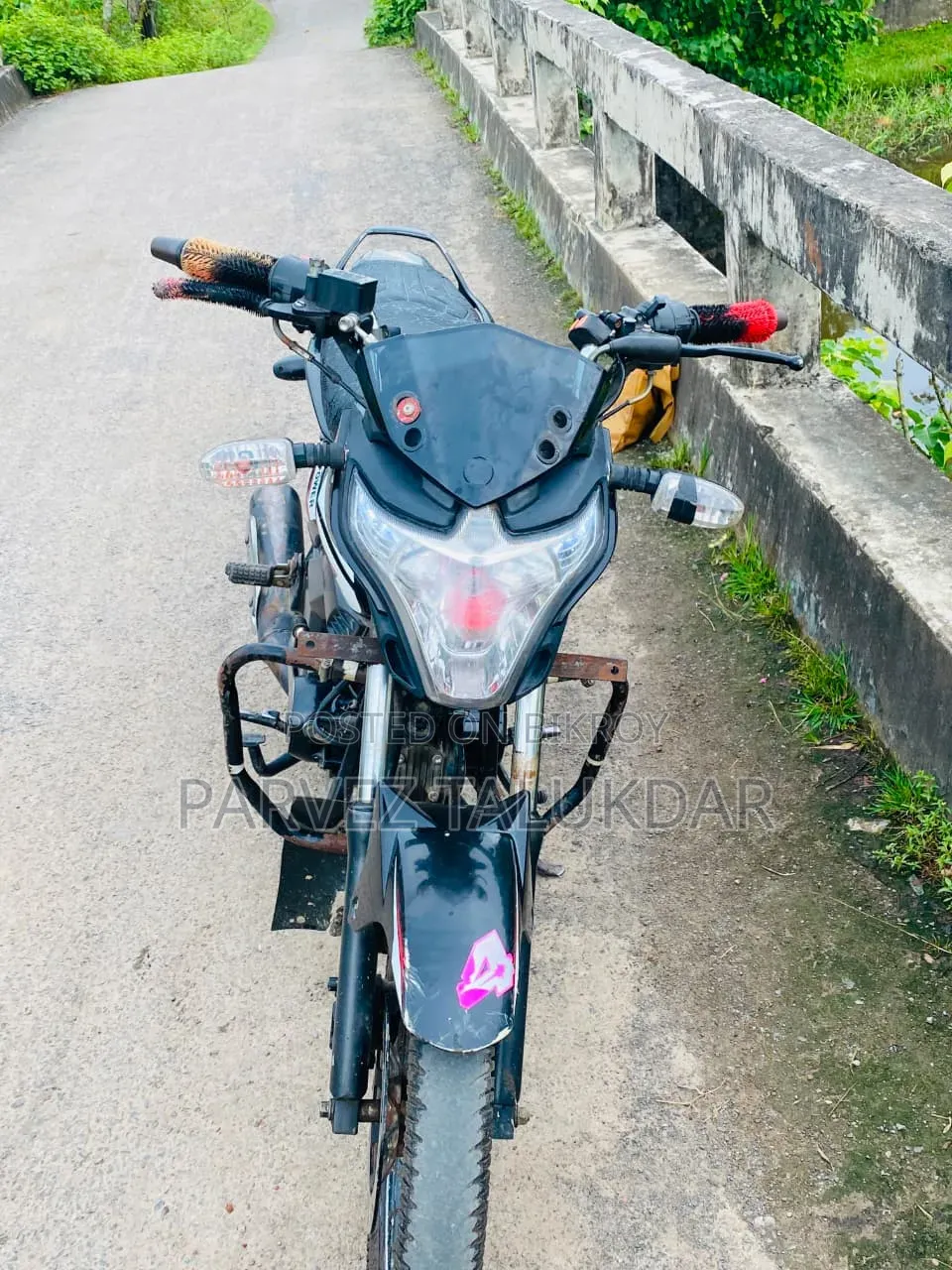 এইচ পাওয়ার এসকর্ট ১১০ ২০২২ কালো