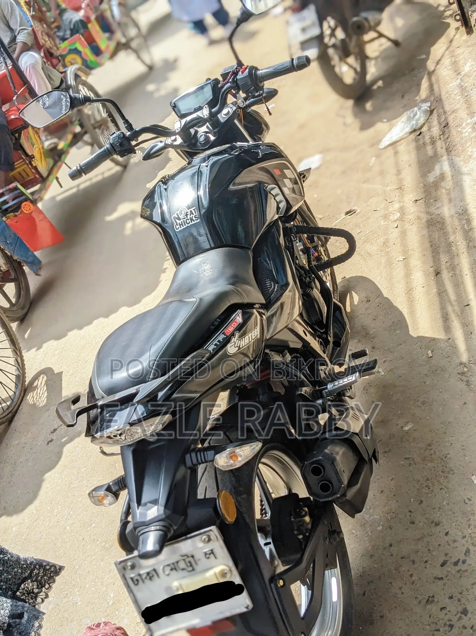 টিভিএস আপাচি আরটিআর ১৬০ ৪ভি ২০২১ কালো