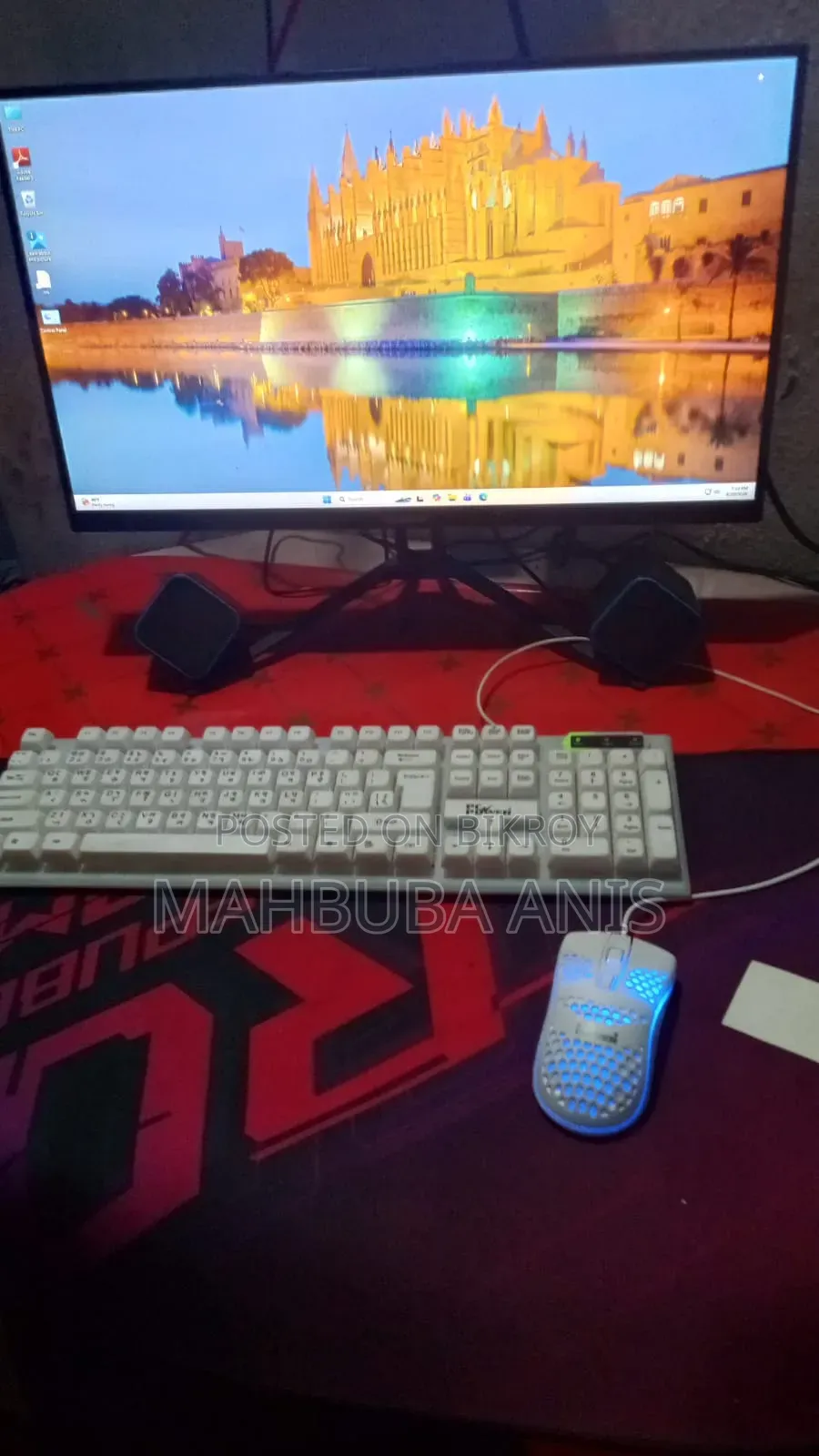 Computer set for sale.