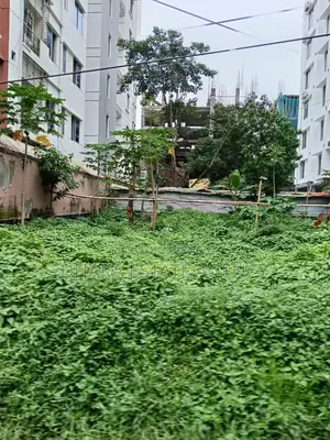 উত্তরা সেক্টর-১১, দক্ষিণমুখী ৩ কাটা প্লট বিক্রি