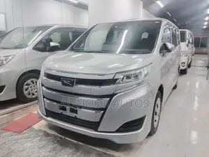 Toyota Noah 2.0 FWD (8 Seater) 2020 Silver