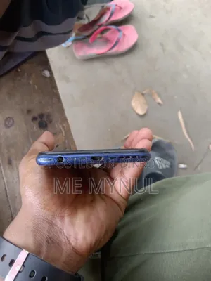 Vivo Y21 64 GB Blue