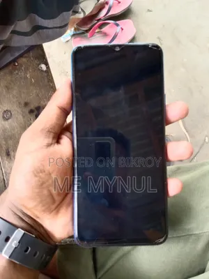 Vivo Y21 64 GB Blue