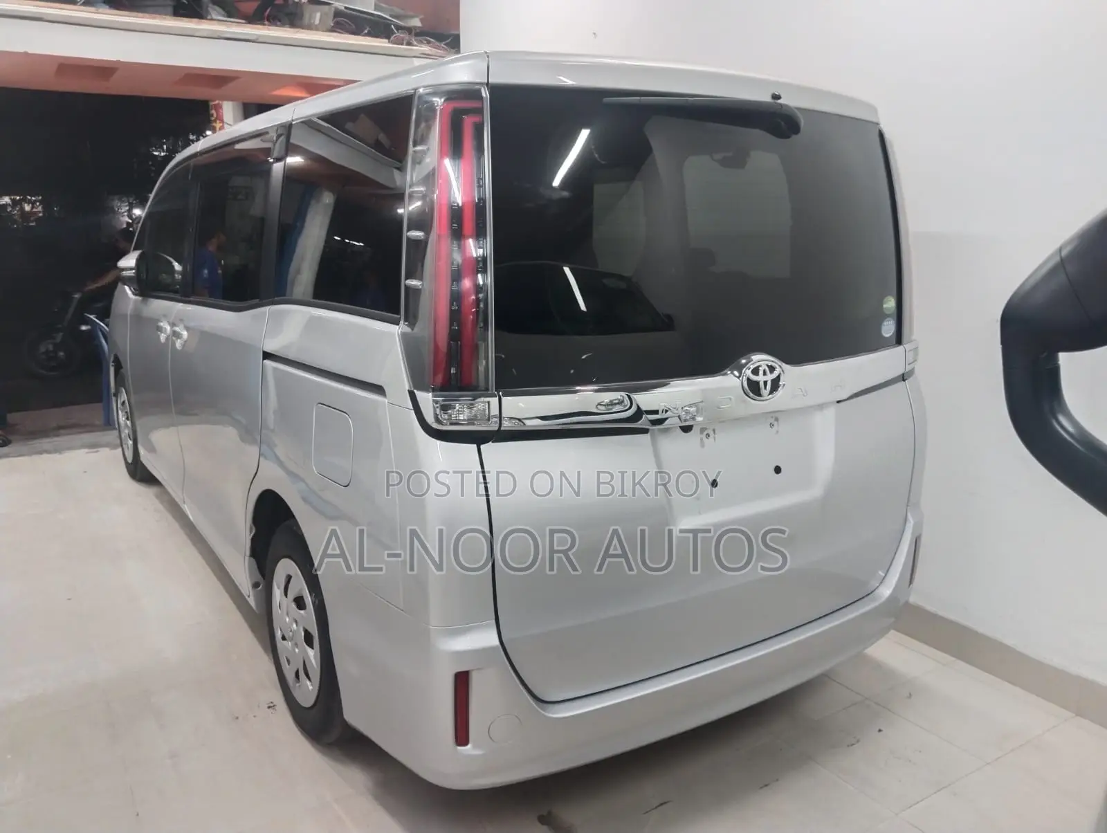 Toyota Noah 2.0 FWD (8 Seater) 2020 Silver