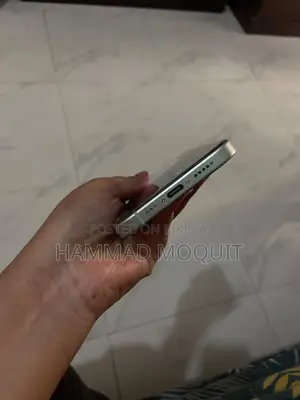Apple iPhone 15 128 GB Green