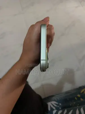 Apple iPhone 15 128 GB Green
