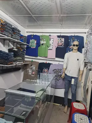 Urgent Mannequin Sell