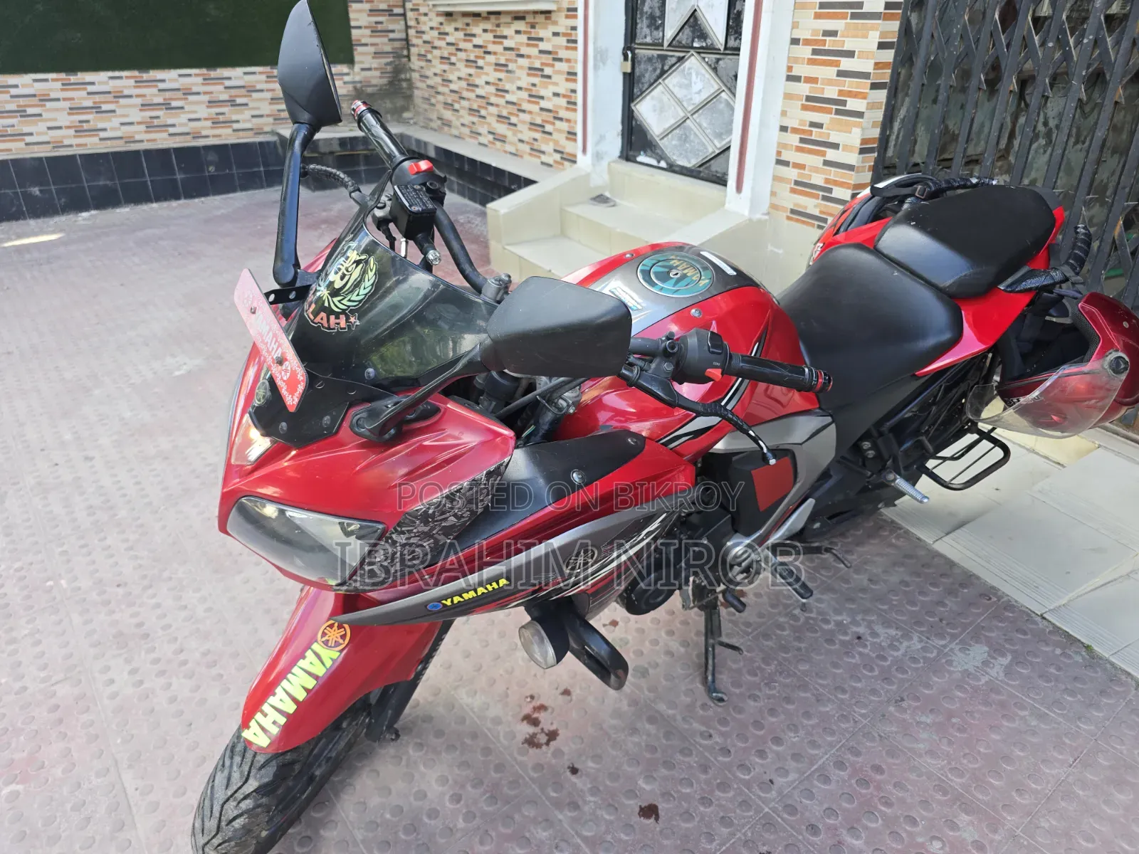 Yamaha Fazer V2 2018 Red