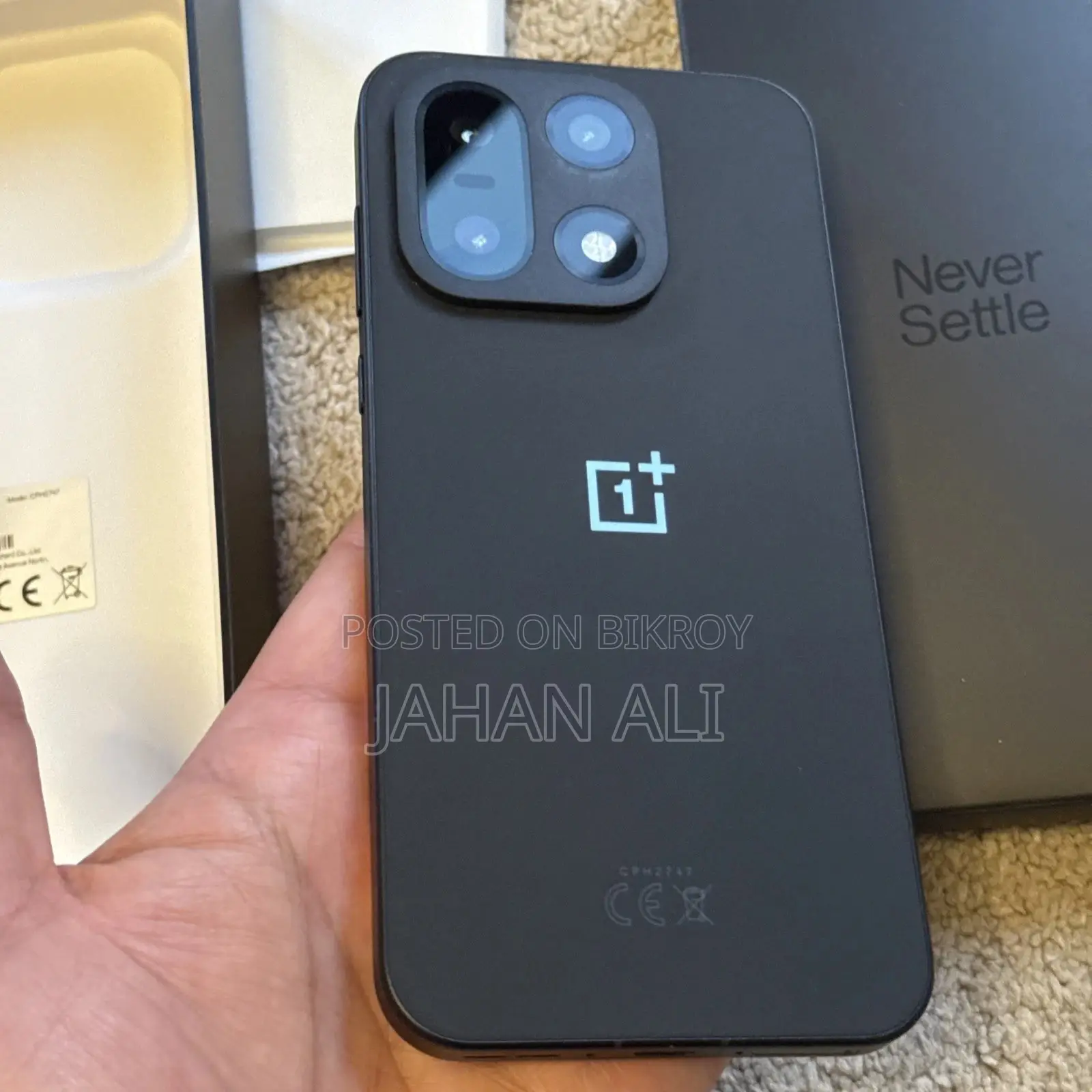 New OnePlus 15 256 GB Black