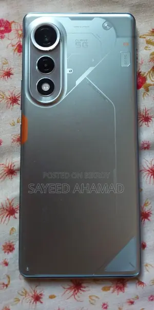 Tecno Pova Curve 256 GB