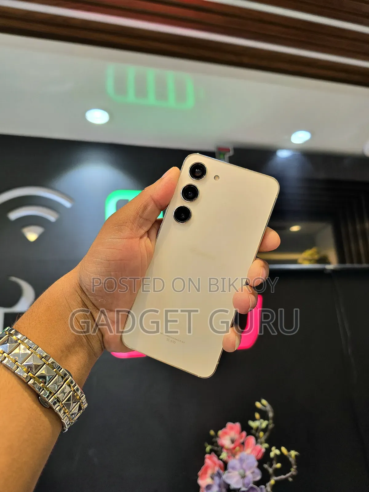 স্যামসাং গ্যালাক্সি এস২৩ ২৫৬ জিবি সাদা
