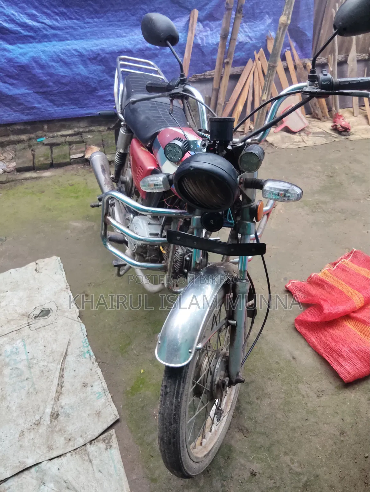 মোটরসাইকেল ২০১০ রেড