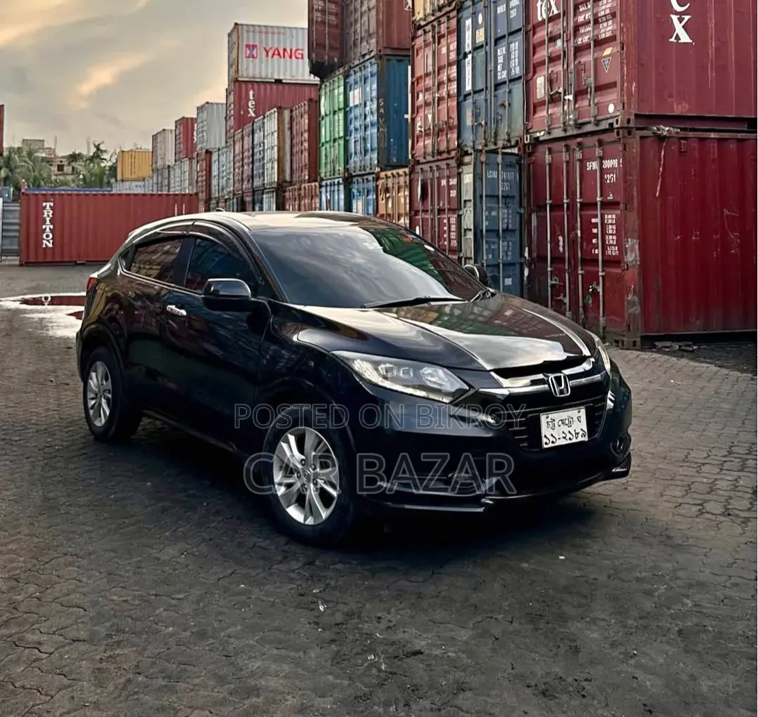 Honda Vezel 1.5 Two Wheel Drive 2014 Black