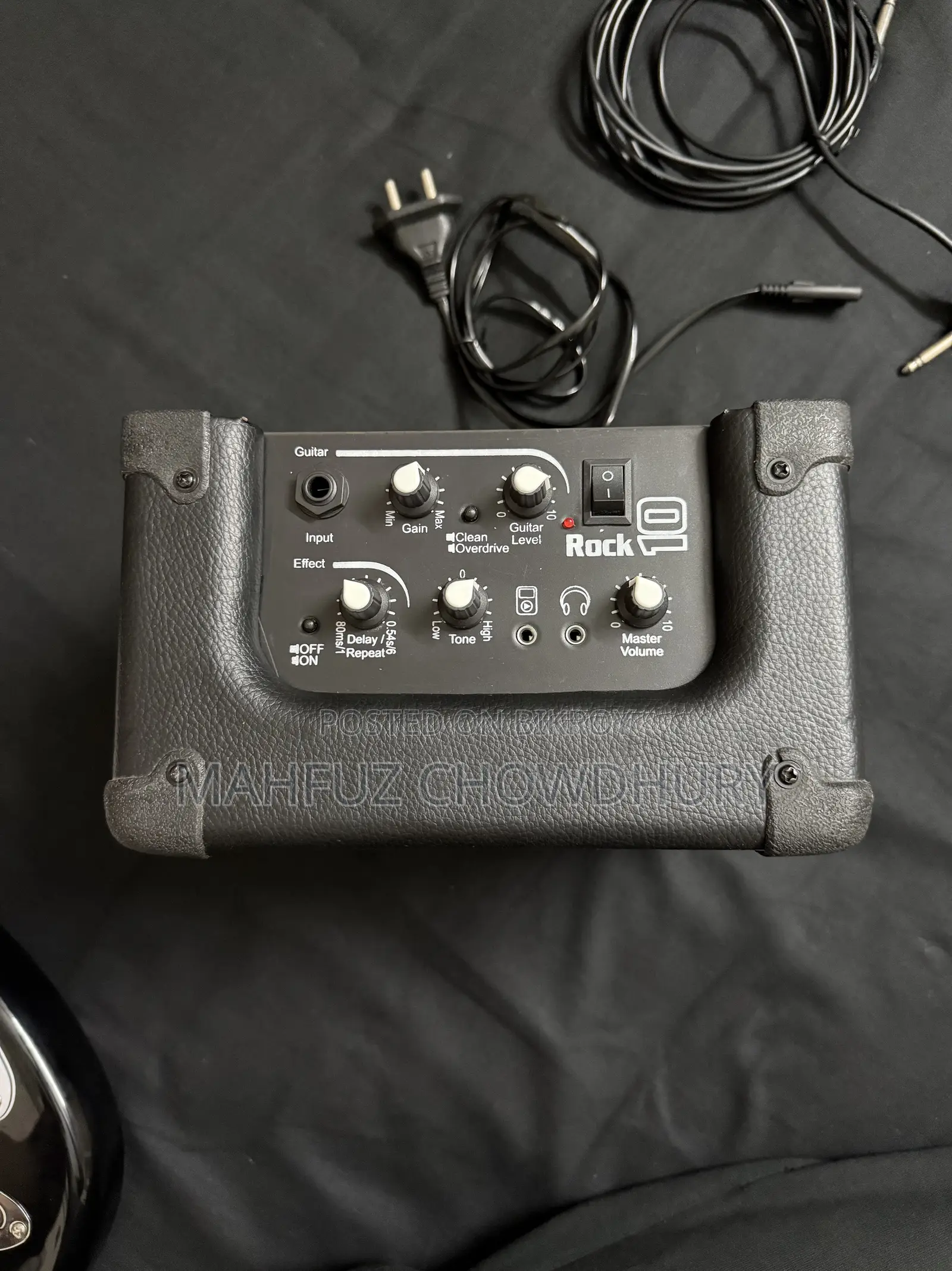 Electric Guitar With Amp