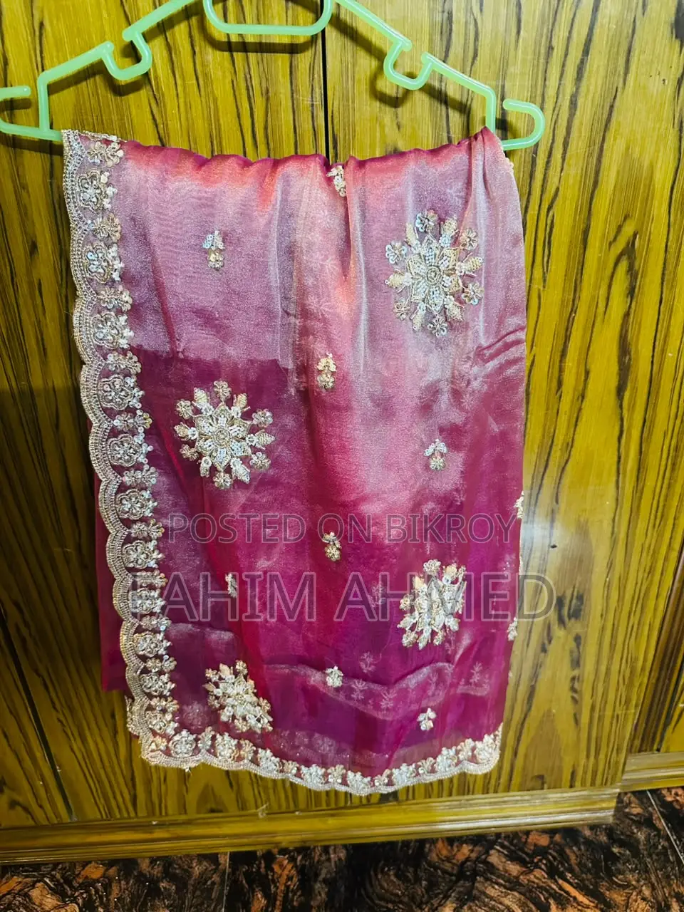 গর্জিয়াস অর্গানজা পার্টি শাড়ি উইথ ব্লাউজ পিস