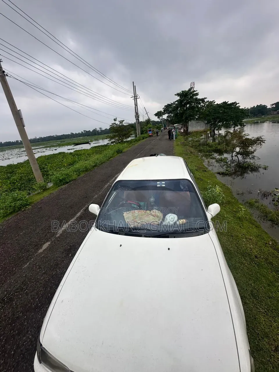 টয়োটা করোল্লা ১৯৯৭ পার্ল