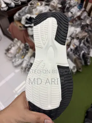 Adidas Keds/Sneakers