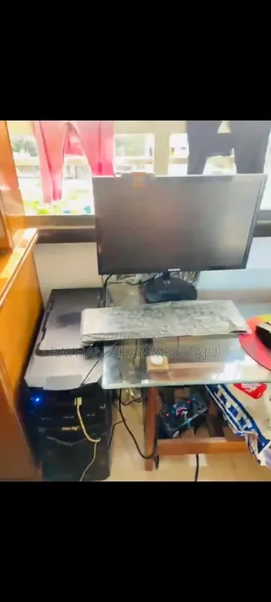 Gigabyte GA-H110MSTX-HD3-ZK 8GB RAM Intel Core i3 128GB SSD