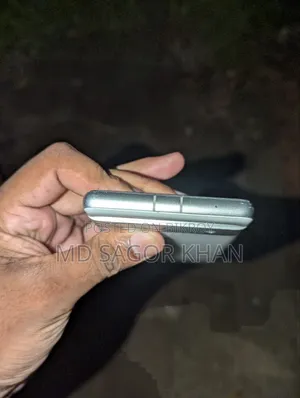 গুগল পিক্সেল ৭ ১২৮ জিবি হোয়াইট