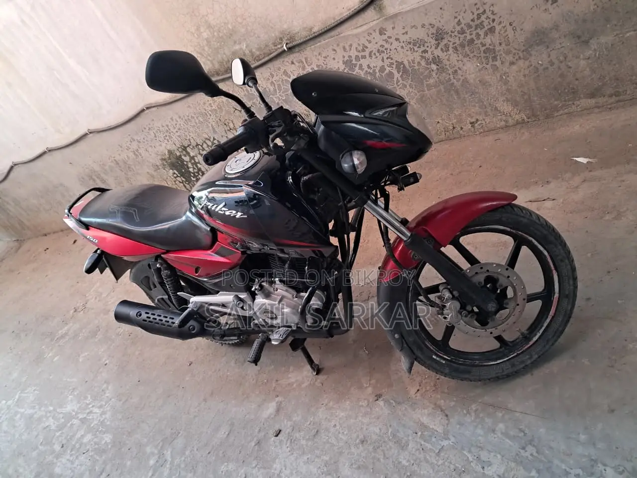 বাজাজ পালসার ১৫০ ২০১৬ কালো