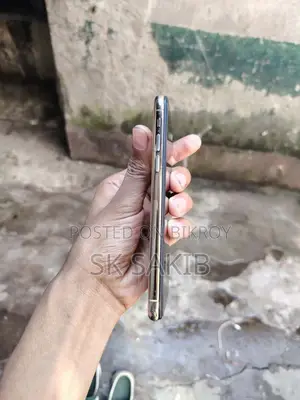 অ্যাপল আইফোন এক্সএস ৬৪ জিবি রোজ গোল্ড