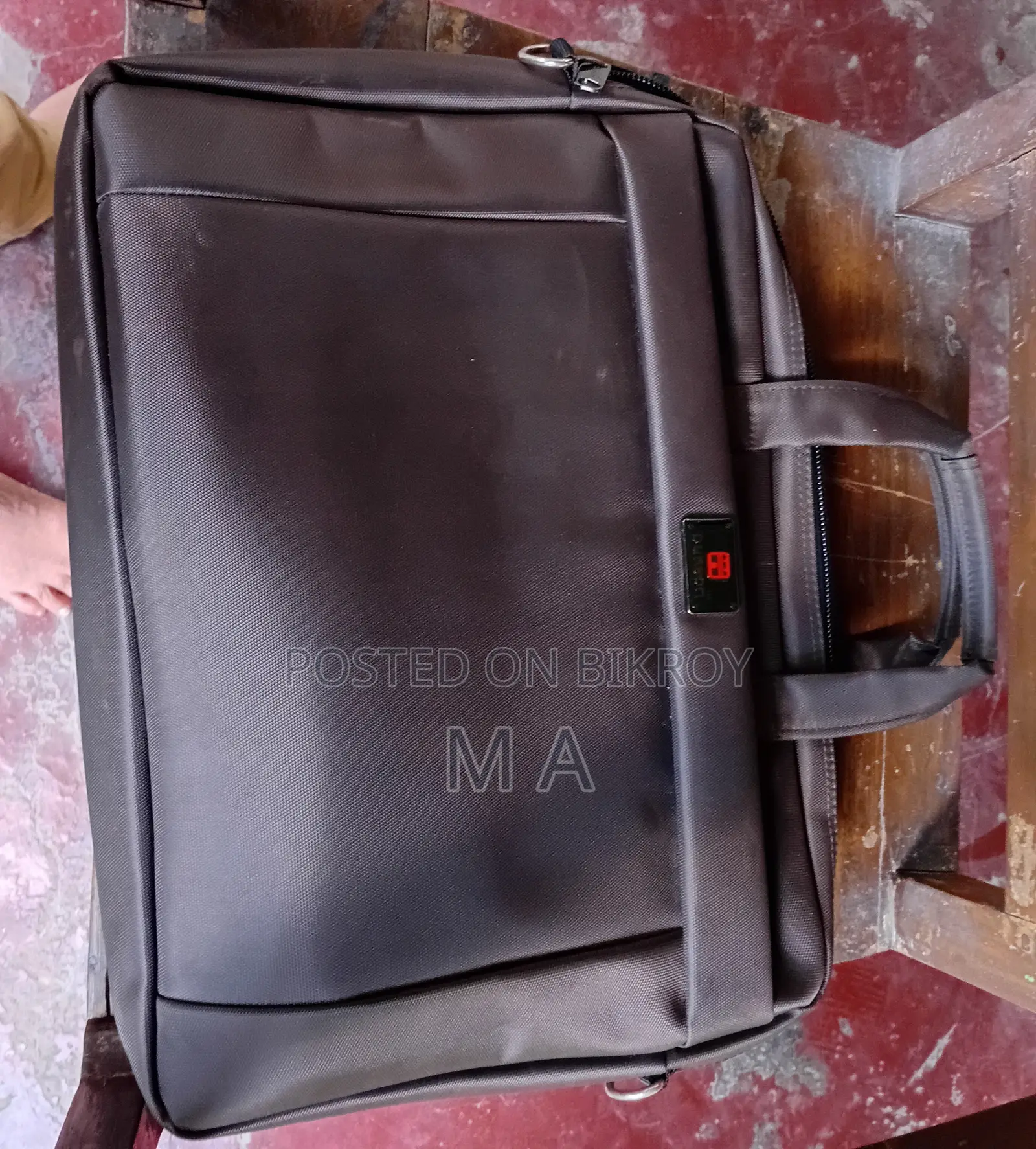 ল্যাপটপ শোল্ডার ব্যাগ