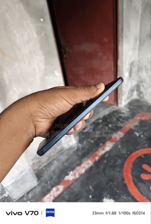 Vivo Y75 128 GB White